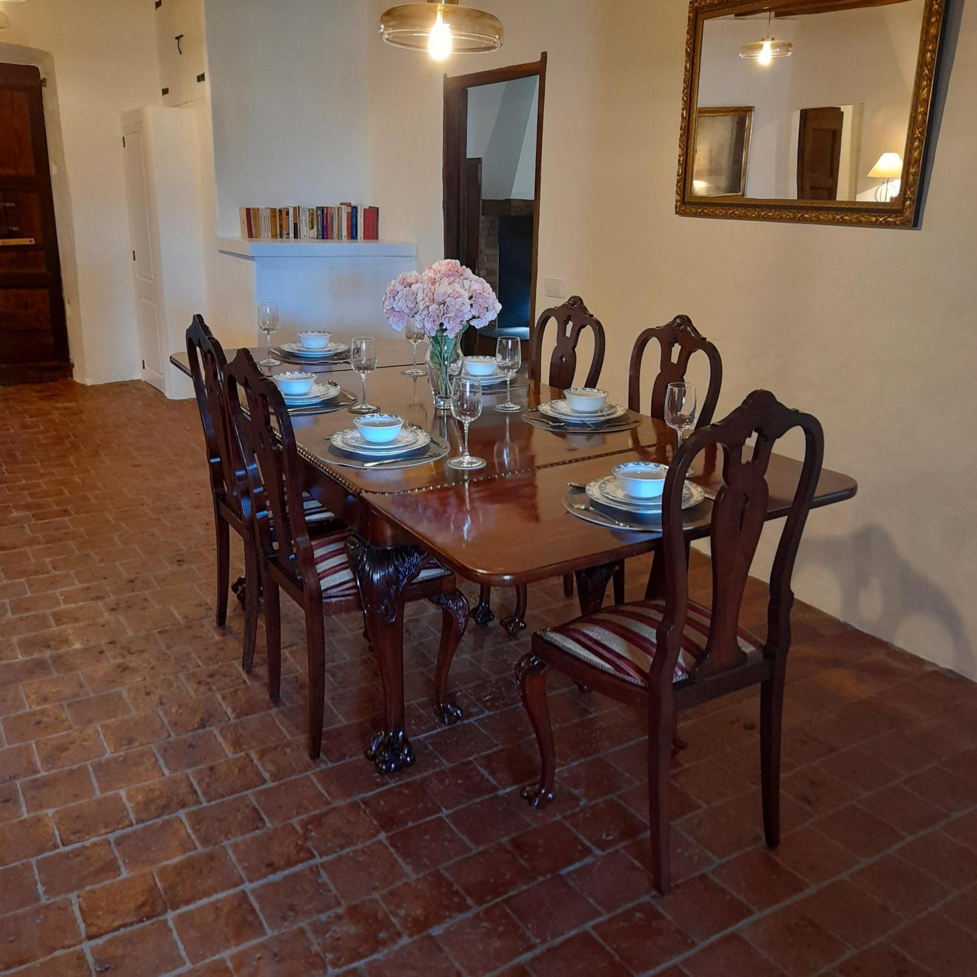 Mas Puig De Baix With Private Pool And Gardens Villa โอลอต ภายนอก รูปภาพ