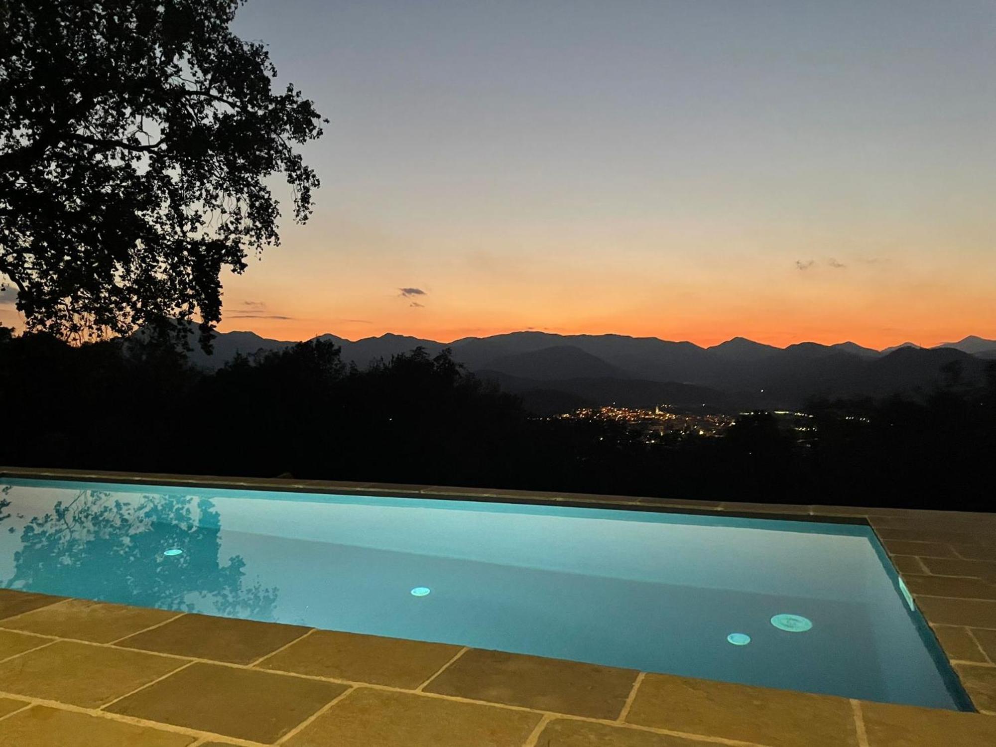 Mas Puig De Baix With Private Pool And Gardens Villa โอลอต ภายนอก รูปภาพ